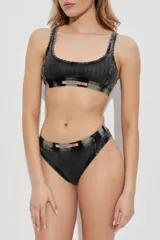 Bombacha de mujer Diesel modelo Clodia-DNM, confeccionada en algodón elástico con efecto denim desgastado y corte de pierna alto. Cuenta con cintura elástica que incluye el logo de la marca.