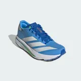Championes de running Adidas Adizero SL2, color azul con detalles en blanco y verde neón. Presentan exterior de tela liviano, mediasuela con tecnología LightstrikePro para amortiguación y retorno de energía, y suela de caucho para mayor agarre.