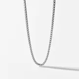 Cadena plateada de acero inoxidable con eslabones tipo espiga.