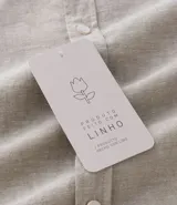 Camisa de manga larga Marfinno con cuello camisero y cierre frontal de botones. Confeccionada en tejido plano de lino y algodón.