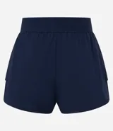 Short deportivo modelo runner color bordó, con cintura elástica ancha y bajo redondeado. Presenta un diseño holgado ideal para actividades físicas.