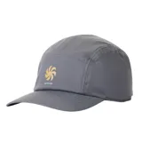 Gorra tipo camp hat gris con estampado gráfico dorado en el frente y confección en tejido texturizado.