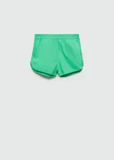 Short de corte recto con cintura elástica y dos bolsillos delanteros, confeccionado en tejido mezcla de algodón.