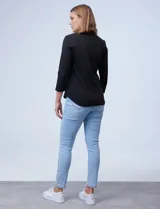 Remera negra de algodón, marca Ruby Rd, con mangas 3/4 y escote redondo.