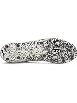 Championes de fútbol Under Armour Magnetico Pro 5 FG, con diseño estampado en blanco y negro de patrón digital, cuello de punto y suela con tacos cónicos para césped natural firme.