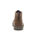 Bota de cuero marrón de caña media, con diseño resistente al agua, cordones al tono y suela de goma dentada para mayor tracción. Presenta el logo de la marca grabado en el lateral y detalles metálicos en los ojales superiores.