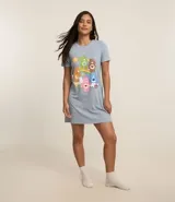 Camisón corto de manga corta, color celeste jaspeado, con estampado frontal de los Ositos Cariñositos.