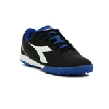 Championes de fútbol Diadora Champion Pichichi 5 TFR, color negro con detalles en blanco y azul.