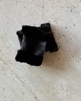 Mitones de cuero de oveja con interior de piel sintética, diseño sin dedos con puños de piel.