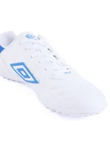 Championes Umbro modelo Touch TF para hombre, color negro, con capellada de PU texturizada y logo Umbro brillante en el lateral. Suela de caucho con tapones bajos para césped artificial o fútbol 5.