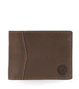 Billetera horizontal de cuero color chocolate con costuras a tono y logo metálico en la esquina inferior derecha.