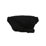 Riñonera negra con logo Diadora en rojo.