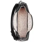 Cartera tipo hobo Guess Berkton color negro, con correa de hombro ajustable y correa bandolera extraíble con logo de la marca.