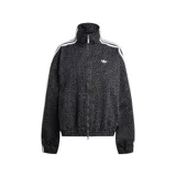Campera deportiva Adidas Originals modelo Firebird con cierre frontal completo, cuello alto y puños elásticos. Presenta un estampado integral de patrón orgánico en tonos oscuros, con las icónicas tres tiras blancas en los hombros y mangas, y el logo del trifolio bordado en el pecho.