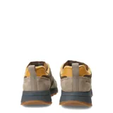 Championes urbanos Merrell Alpine 83, color marrón con detalles en beige y suela gris. Confeccionados en cuero gamuzado y textil reciclado, con tratamiento Cleansport NXT™ para control natural del olor.