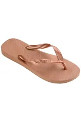 Chancletas Havaianas color dorado con tiras texturizadas y diseño clásico de dedo.