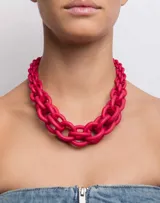 Collar corto de eslabones grandes color fucsia, realizado artesanalmente en Italia con impresión 3D.