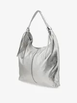 Cartera tipo saco de cuero suave, de diseño amplio y relajado, con asa para llevar al hombro, tiras anudadas a los lados y cierre.