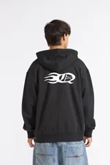 Campera con capucha Quiksilver Mercury Trident de color negro, con cierre frontal completo, bolsillos tipo canguro y pequeños estampados en contraste en el pecho.