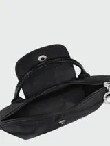 Cartera tipo pouch Longchamp modelo Le Pliage One, de diseño compacto y minimalista con cierre superior, asas cortas y solapa frontal con botón a presión.