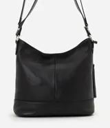 Cartera hobo grande de cuero marrón, marca Satinato, con correa ajustable y detalle de tassel lateral.