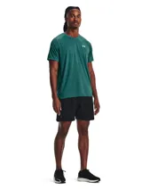 Short de running Under Armour Launch Elite, color negro, de tejido ultraligero y elástico con forro interior de malla. Cuenta con cintura elástica con cordón interno, bolsillo trasero resistente al agua y detalles reflectantes.