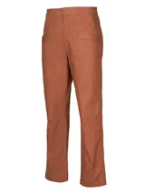 Pantalón marrón de pierna recta y tiro alto, con bolsillos estilo carpintero. Confeccionado en algodón orgánico.