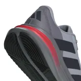Championes Adidas Galaxy 7 M, color gris con detalles en negro y rojo. Zapatillas de running con capellada de malla transpirable y suela de goma.
