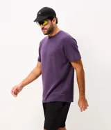 Remera deportiva de hombre Get Over con tecnología dry, cuello redondo y mangas cortas, confeccionada en mezcla de modal, poliéster y elastano.