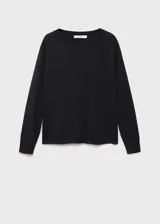 Jersey de punto fino color negro, con cuello redondo, diseño recto y manga larga.