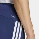 Pantalón de entrenamiento Adidas modelo Workout Essentials All-Set de color azul, con las icónicas tres rayas blancas en los laterales y logo de la marca bordado en la pierna.