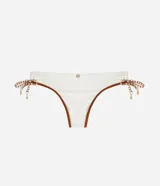 Bombacha de bikini básica de microfibra color blanco con ribetes marrones en contraste, confeccionada en poliamida biodegradable y elastano.