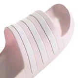 Sandalias de baño Adidas Adilette, color rosa claro con las tres bandas clásicas de la marca en color blanco en la tira ancha superior.