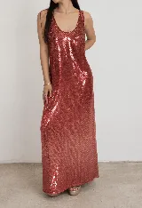 Vestido largo con lentejuelas, color rojo, de corte recto y escote redondo.