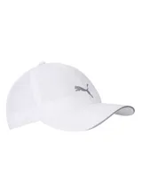 Gorra deportiva Puma de running, color blanco, con logo reflectante en el panel frontal y borde de la visera en tono gris.