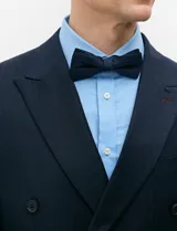 Camisa Harrington modelo Select, color blanco, de manga larga, con cuello camisero clásico y cierre frontal de botones.