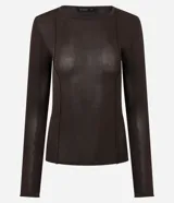 Suéter de punto color azul vibrante, con corte ajustado, cuello redondo y mangas largas. Presenta detalles de nervaduras verticales a lo largo de la prenda que estilizan la silueta.