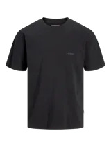 Camiseta de algodón de corte regular con cuello redondo y mangas cortas. Presenta un diseño minimalista con el logo de la marca sutilmente estampado en el pecho y una estampa en goma en la espalda.