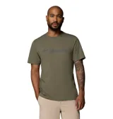Remera de manga corta Columbia color verde militar, con cuello redondo y el logotipo de la marca estampado en el pecho en tono oscuro.