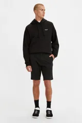 Bermuda Levi's modelo XX Chino Short II, color negro, de tiro medio y corte estándar con bolsillos laterales y traseros.