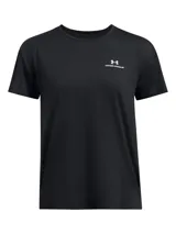 Remera deportiva Under Armour de manga corta y cuello redondo, color negro, con logo de la marca estampado en el pecho en color blanco.