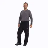 Pantalón impermeable de trekking Merrell para hombre, color negro, con cintura elástica, bolsillos laterales con cierre, ajuste en los tobillos con cierre y broche, y calce holgado.