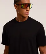 Remera deportiva Get Over de color azul marino, confeccionada en tech fleece con tecnología dry de secado rápido, cuello redondo y manga corta, de corte holgado.