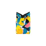 Neceser Cabaia modelo El Malecon con estampado de rodajas de cítricos en tonos amarillo, naranja, rosa y azul sobre fondo blanco. Cuenta con tejido repelente al agua, tejido ultrarresistente, parte inferior lavable y cremallera YKK.