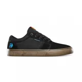 Championes Etnies Barge LS X Santa Cruz, color negro con detalles en azul y suela marrón.