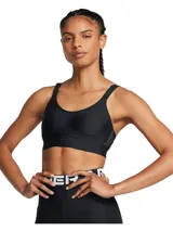 Top deportivo Under Armour modelo Infinity Mid 2.0, color negro, con soporte estratégico medio, almohadillas moldeadas, paneles laterales de malla y tirantes ajustables.