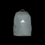 Mochila Adidas color verde menta, con cierre principal, bolsillo frontal con cierre, bolsillos laterales de red y el logo de la marca estampado en blanco en el frente. Cuenta con asa superior de mano.