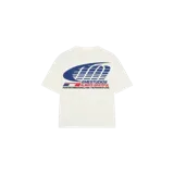 Remera oversize color beige arena de manga corta, con cuello redondo y diseño gráfico estampado en el pecho con los textos "Eme Studios", "Always Grateful" y "Positive Vibrations // Feel The Power Of Love".