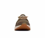 Championes Columbia de diseño náutico, color marrón con detalles en beige. Presentan una parte superior mixta de cuero y lona, con talón plegable y cordones elásticos. Incluyen orificios de drenaje en la entresuela para mayor comodidad en entornos húmedos.