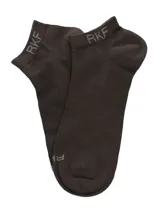 Medias cortas de bambú color marrón, con logo de la marca RKF tejido en el puño y en la puntera.
